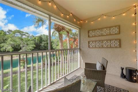 241 Robin Hood Cir 202, Naples FL - photo 23 of 38