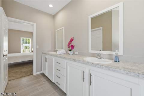 24 Red Poinciana Dr, Fort Myers FL - photo 19 of 29