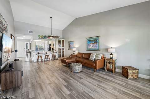 15489 Admiralty Cir 5, North Fort Myers FL - photo 11 of 37