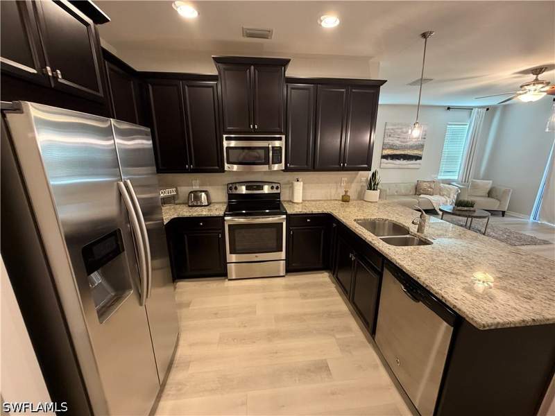 3 bedroom Townhouse at 10842 Alvara Way, Cordera, Bonita Springs — photo 4