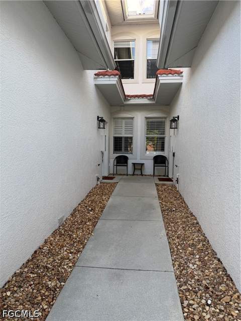 4700 Yacht Harbor Dr 622, Naples FL - photo 15 of 50