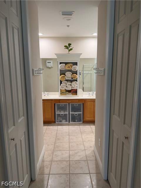 4700 Yacht Harbor Dr 622, Naples FL - photo 21 of 50