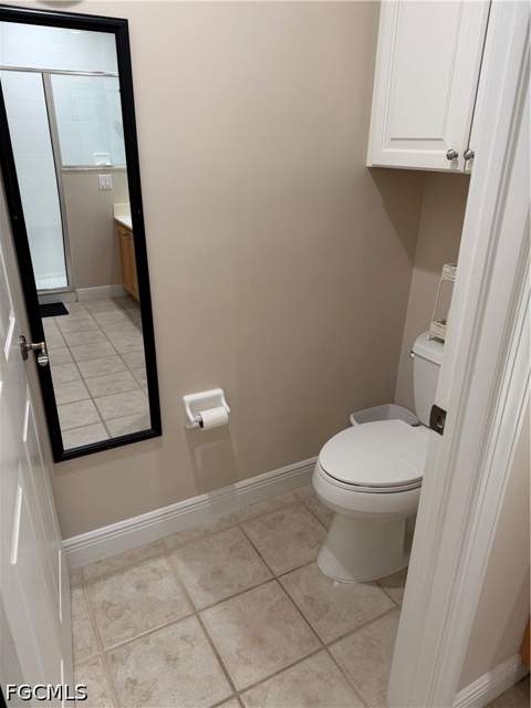 4700 Yacht Harbor Dr 622, Naples FL - photo 23 of 50