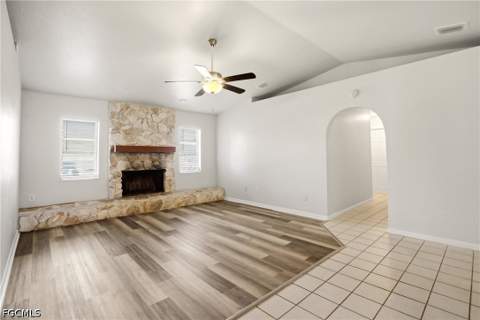 8486 Garden Rd, Fort Myers FL - photo 11 of 37