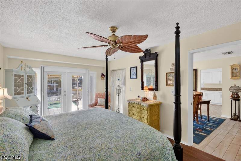 2 bedroom SingleFamilyResidence at 3336 SE 19th Ave, Cape Coral, Cape Coral — photo 5
