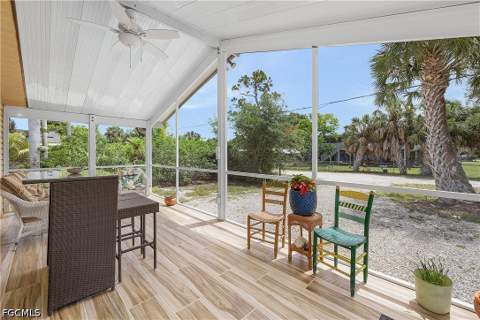 7257 Victory Rd, Bokeelia FL - photo 10 of 26