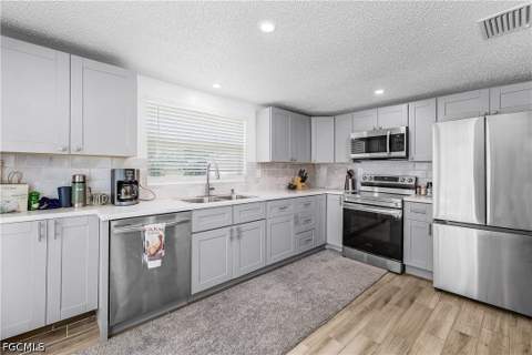 7257 Victory Rd, Bokeelia FL - photo 11 of 26
