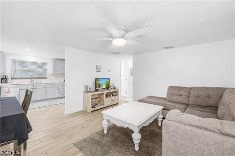 7257 Victory Rd, Bokeelia FL - photo 15 of 26
