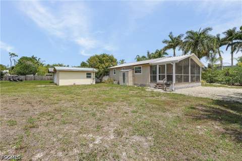 7257 Victory Rd, Bokeelia FL - photo 8 of 26