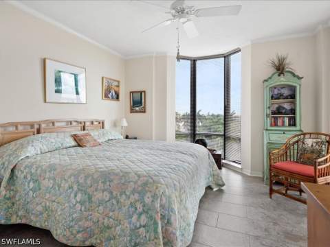 6075 Pelican Bay Blvd 506, Naples FL - photo 20 of 47
