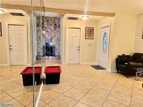 124 SE 31st St, Cape Coral FL - photo 7 of 49