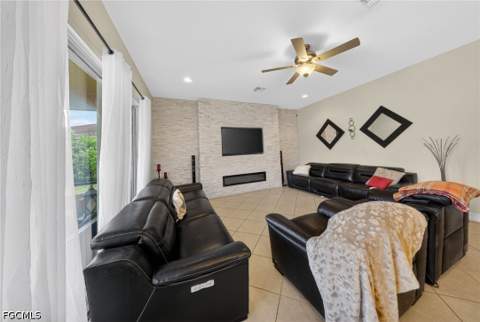 3330 Banyon Hollow Loop, North Fort Myers FL - photo 13 of 49
