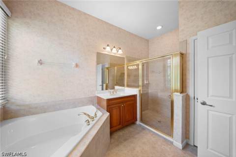 7914 Founders Cir, Naples FL - photo 17 of 18