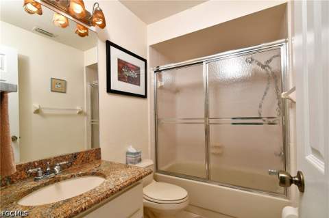 10572 Quincy Ct, Lehigh Acres FL - photo 21 of 33