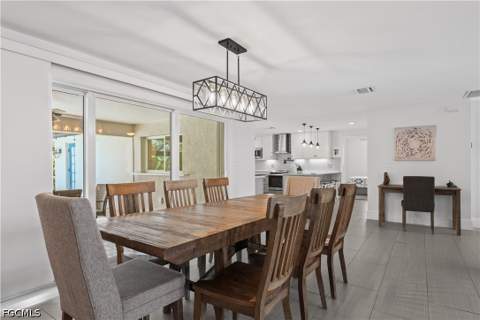 5215 Pelican Blvd, Cape Coral FL - photo 13 of 50