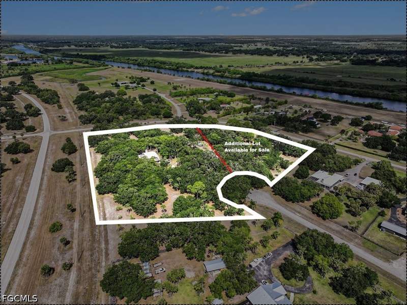 3 bedroom SingleFamilyResidence at 3079 Frontier Cir, Ranchettes, Labelle — photo 4