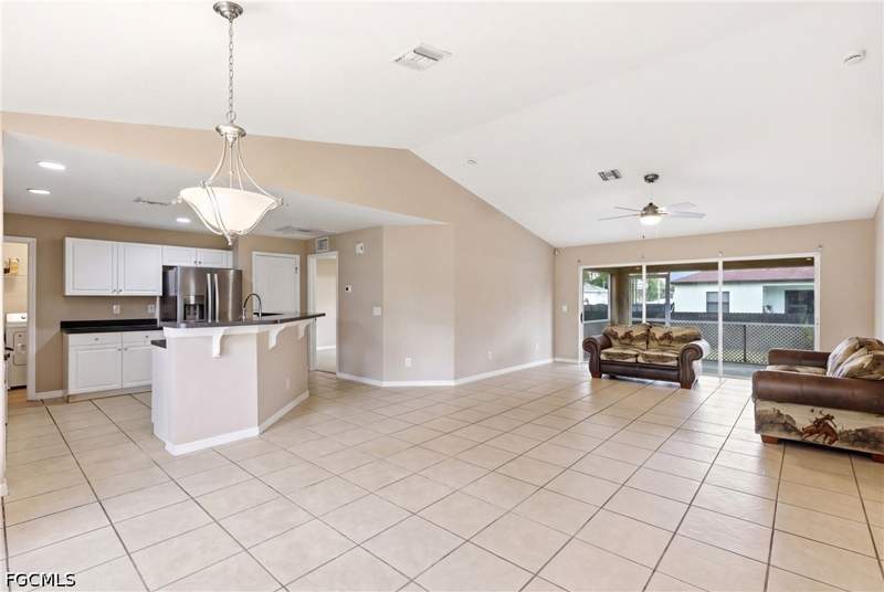 3 bedroom SingleFamilyResidence at 919 Winters St E, Lehigh Acres, Lehigh Acres — photo 4