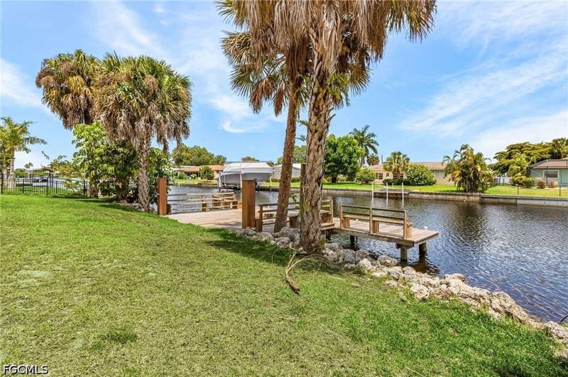 3 bedroom SingleFamilyResidence at 13520 Island Rd, River Forest, Fort Myers — photo 2