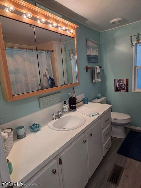 575 Winning Way, North Fort Myers FL - photo 22 of 45