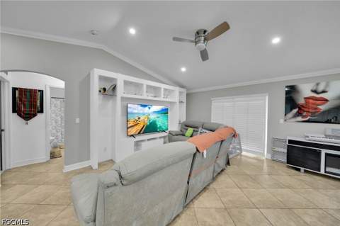 1502 SE 2nd Pl, Cape Coral FL - photo 7 of 20