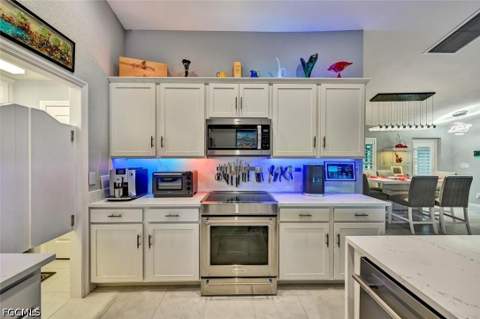1811 SW 3rd TER, Cape Coral FL - photo 13 of 37