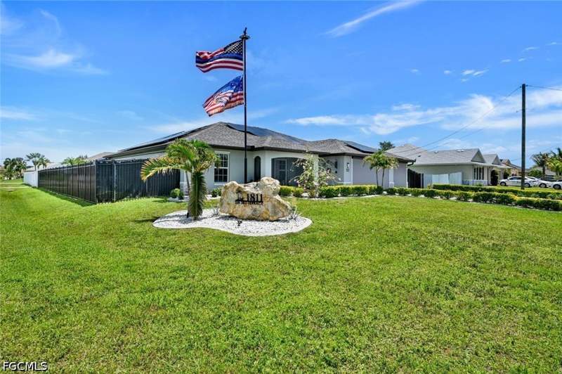 4 bedroom SingleFamilyResidence at 1811 SW 3rd TER, CAPE CORAL, Cape Coral — photo 2