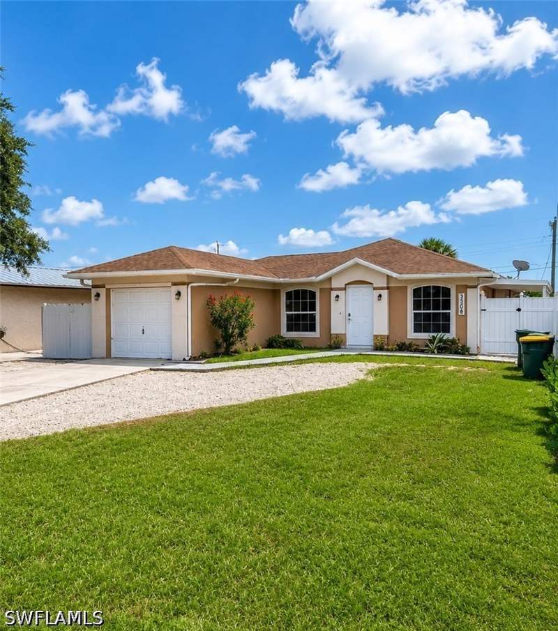 4 bedroom SingleFamilyResidence at 3586 Seagrape Ave, Naples Villas, Naples — photo 3