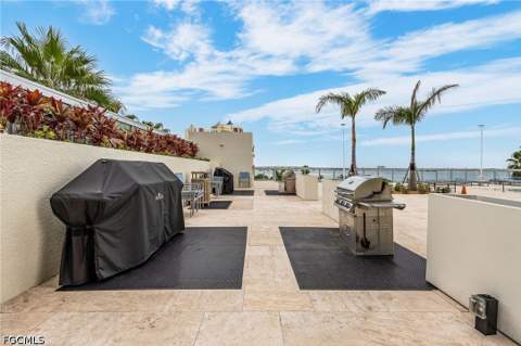 3000 Oasis Grand Blvd 1705, Fort Myers FL - photo 24 of 32