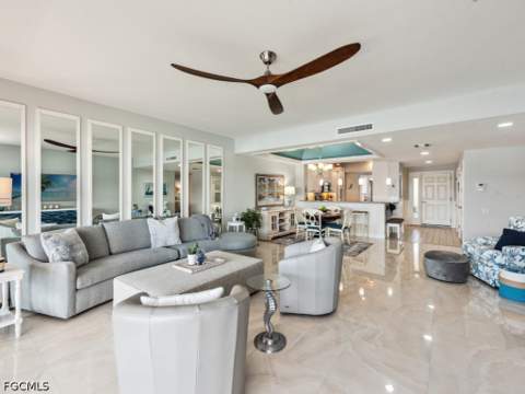 232 La Peninsula Blvd 232, Naples FL - photo 14 of 44