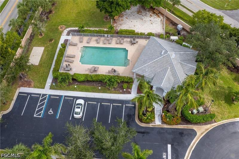 3 bedroom SingleFamilyResidence at 13988 Village Creek Dr, Colonial Shores, Fort Myers — photo 4