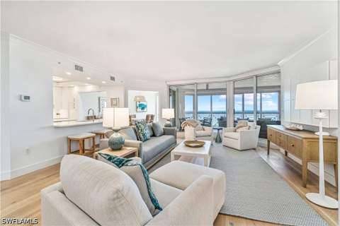 4021 Gulf Shore Blvd N 702, Naples FL - photo 6 of 33