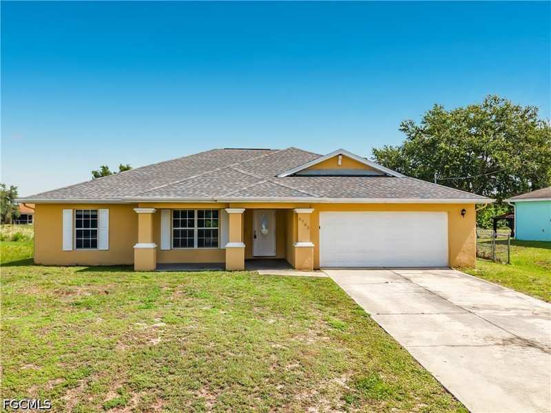 3 bedroom SingleFamilyResidence at 3702 16th St W, Lehigh Acres, Lehigh Acres — photo 1