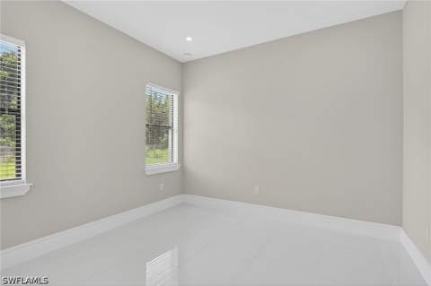563 15th St NW, Naples FL - photo 12 of 26
