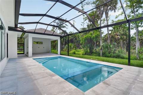563 15th St NW, Naples FL - photo 18 of 26