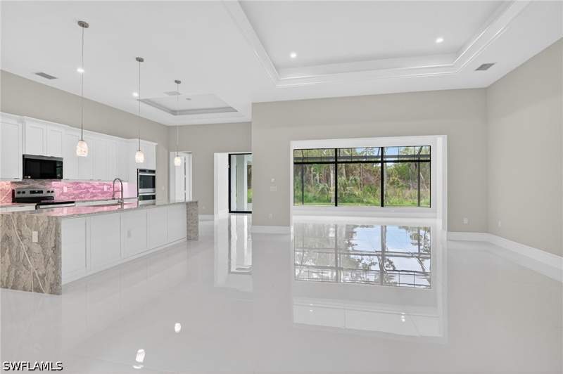 4 bedroom SingleFamilyResidence at 563 15th St NW, Golden Gate Estates, Naples — photo 4