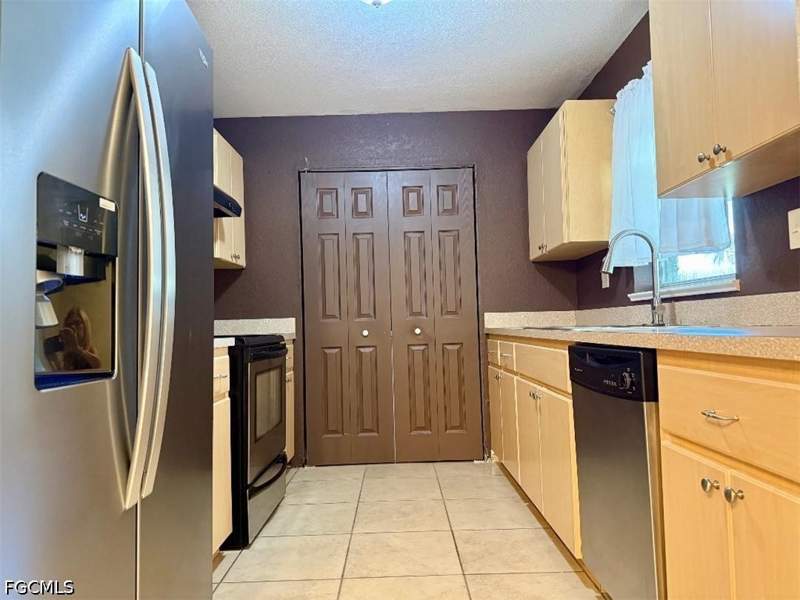 3 bedroom SingleFamilyResidence at 540 Orchard Park DR, CLEWISTON, Clewiston — photo 2
