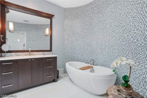 1870 4th St S, Naples FL - photo 18 of 50