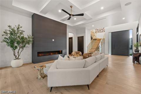 3840 Crayton Rd, Naples FL - photo 10 of 42