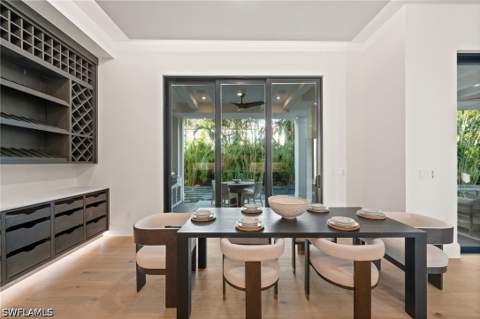 3840 Crayton Rd, Naples FL - photo 15 of 42