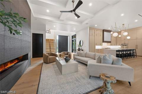 3840 Crayton Rd, Naples FL - photo 6 of 42