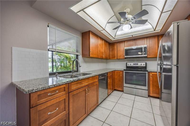 3 bedroom SingleFamilyResidence at 2613 SW Embers Ter, Cape Coral, Cape Coral — photo 2
