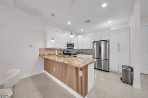 60 Floyd Ave S, Lehigh Acres FL - photo 9 of 38