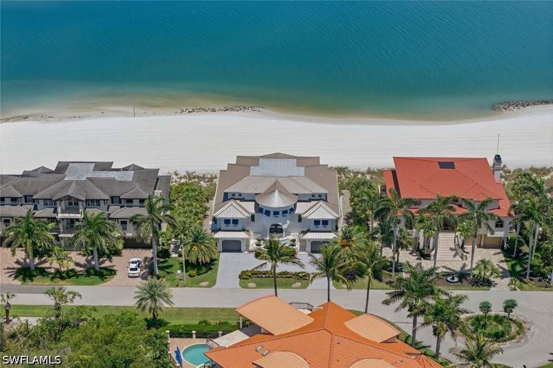 4 bedroom SingleFamilyResidence at 158 S Beach Dr, Hideaway Beach, Marco Island — photo 4