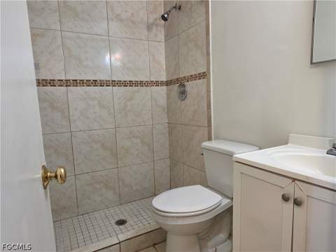 1107 S Loop Blvd, Lehigh Acres FL - photo 8 of 17