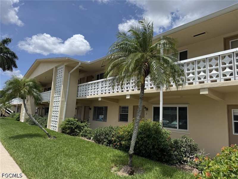 2 bedroom Condominium at 13151 Kings Point Dr 7A, First Kings Pt Condominium, Fort Myers — photo 1