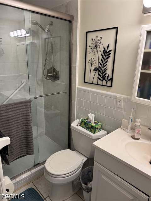 13151 Kings Point Dr 7A, Fort Myers FL - photo 19 of 33