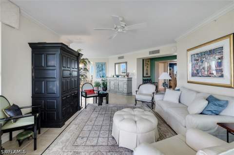 315 Dunes Blvd 707, Naples FL - photo 8 of 34