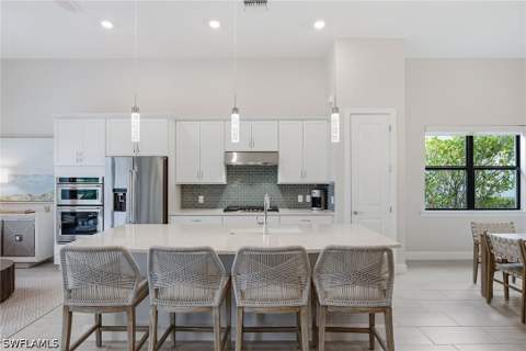 2764 Amaranda Ct, Naples FL - photo 7 of 50