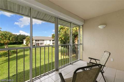 685 Squire Cir 204, Naples FL - photo 21 of 32