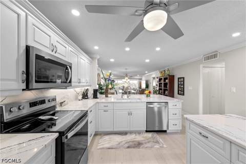 4309 Mariner Way 405, Fort Myers FL - photo 14 of 47